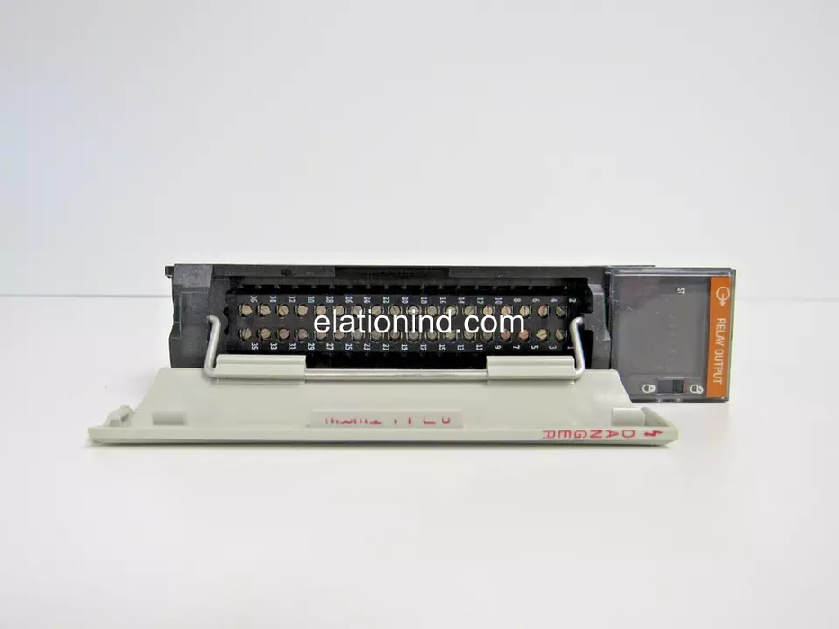 Honeywell TC-ORC081 8-Channel Relay Output Module for precise control in industrial automation systems