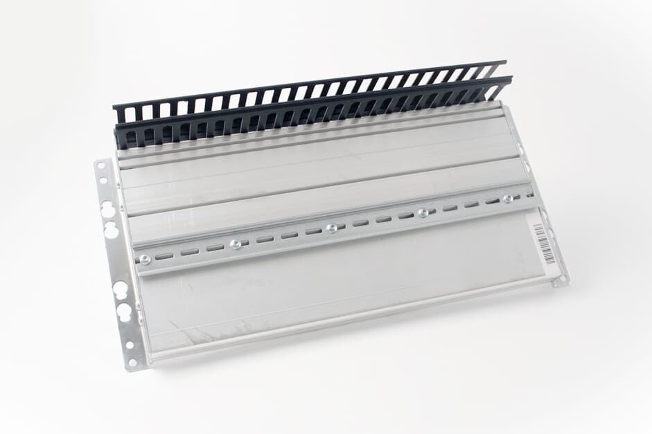 ABB 3BSE022255R1 Al-profile with DIN Rail, C. Duct, 19"