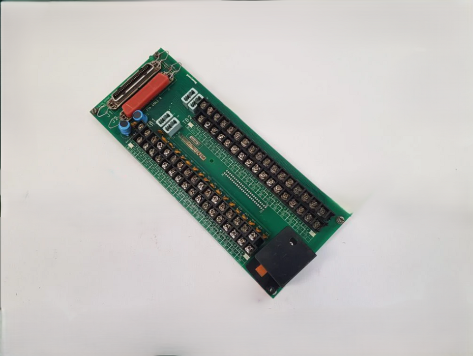 Honeywell MC-TDOY62 32-channel digital output FTA front view