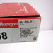 Close-up of Honeywell 2MLF‑DC8A‑CC box