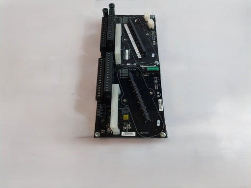 Honeywell 8C-TDILB1 32-point redundant digital input module Series 8