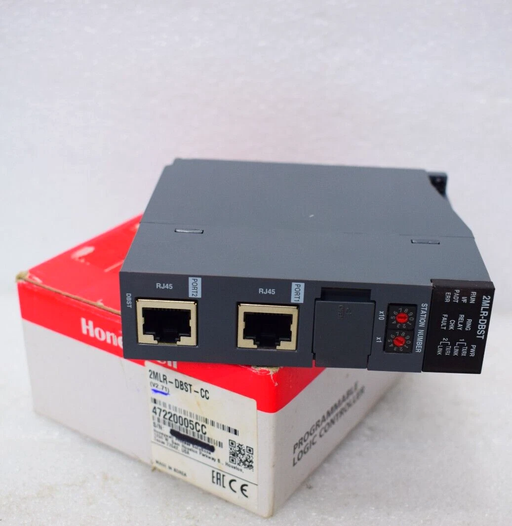 Close-up of USB loader port and TP connector on 2MLR‑DBST‑CC