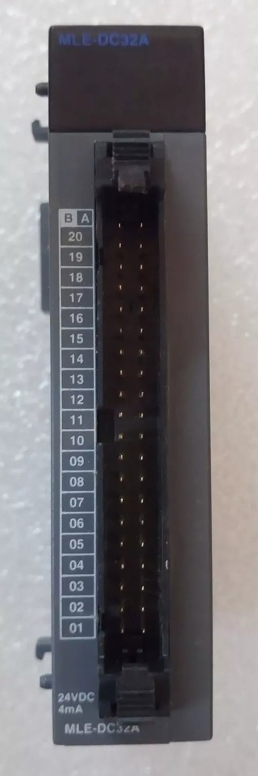 Honeywell MLE‑DC32A 32‑point 24 VDC digital input module front view