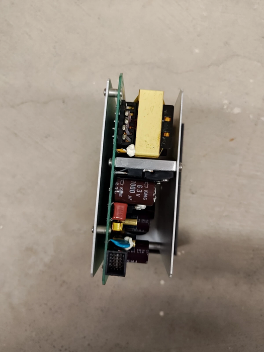 Honeywell 900P24-0001 installed in an HC900 system rack