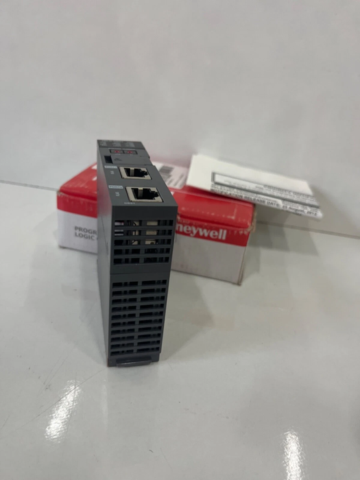 Side view of 2MLR‑DBST‑CC TP/CAT‑5 driver mounted on MasterLogic‑200 rack