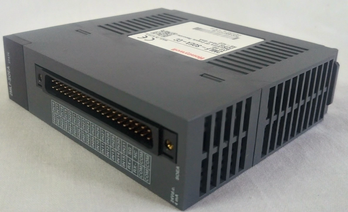 Side view of 2MLF‑SOEA showing LED status indicators