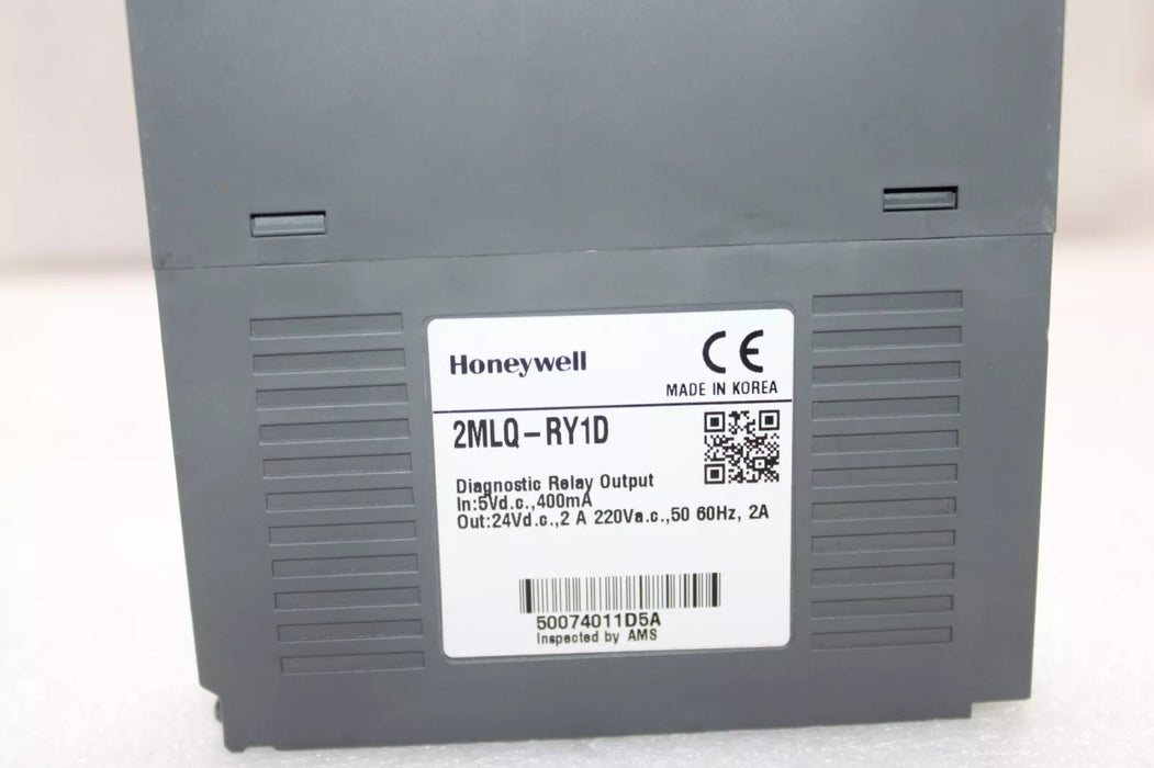 8-point diagnostic relay output module front view