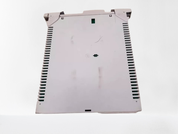 back view of Honeywell MC-PAIH03 High-Level Analog Input Processor