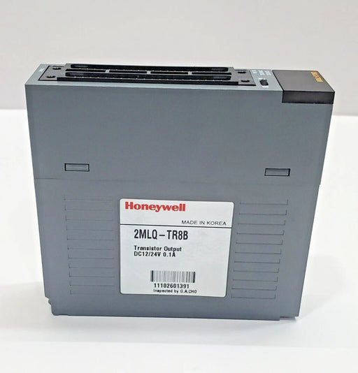 2MLQ‑TR8B transistor output module close up view