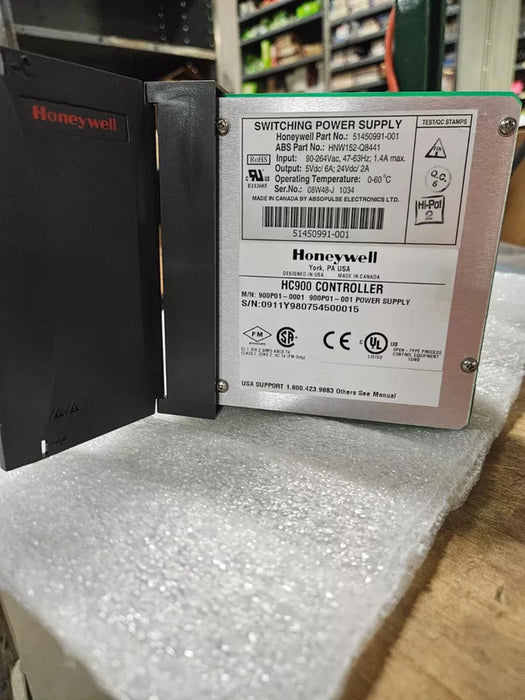Honeywell 900P01-0001 module with input and output terminals